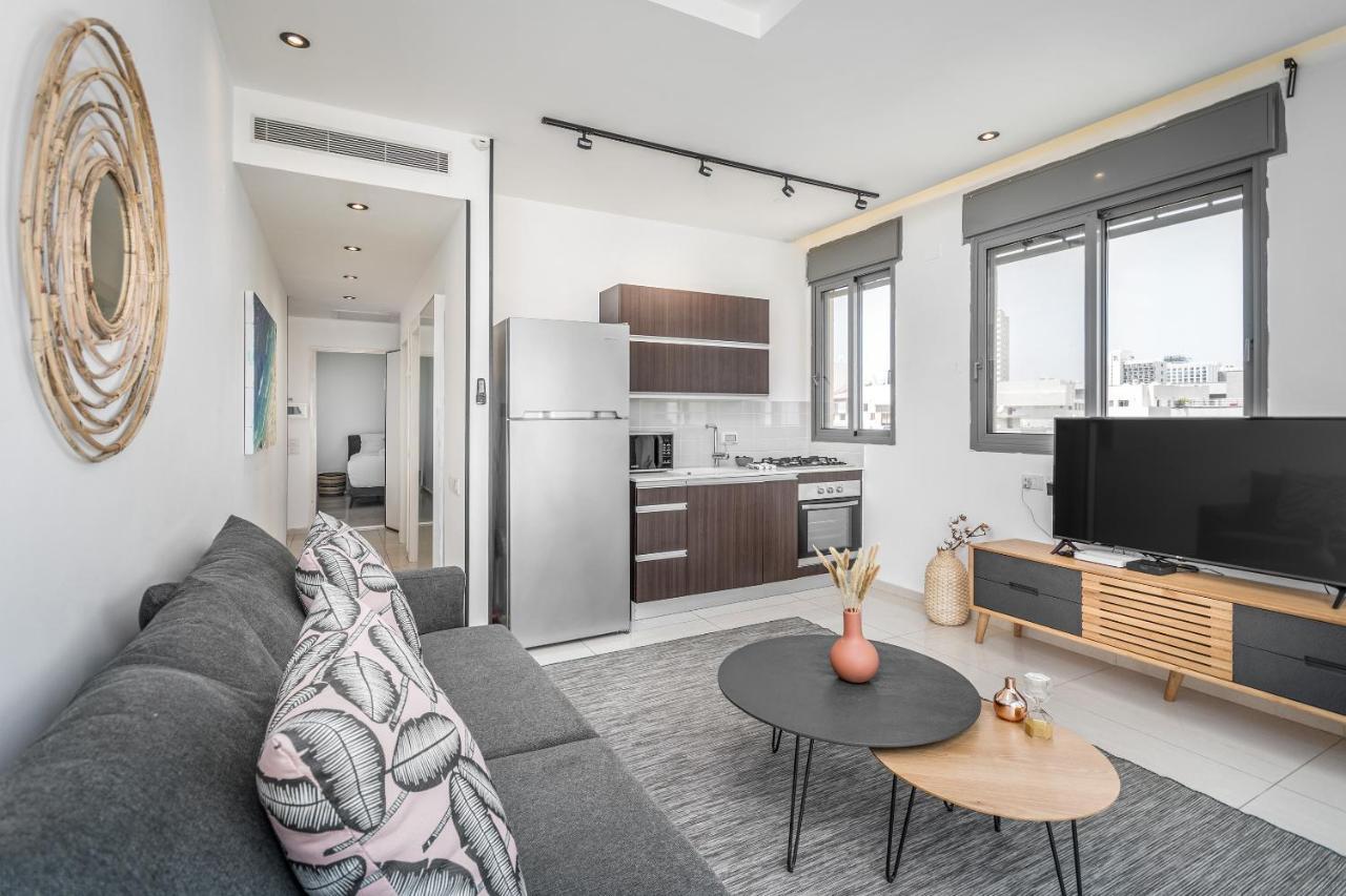 Superb 1,5 Bdr W Balcony Close To The Beach Tel Aviv Exterior photo