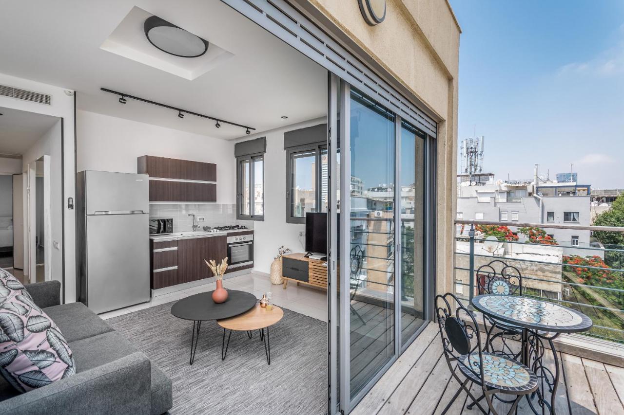 Superb 1,5 Bdr W Balcony Close To The Beach Tel Aviv Exterior photo